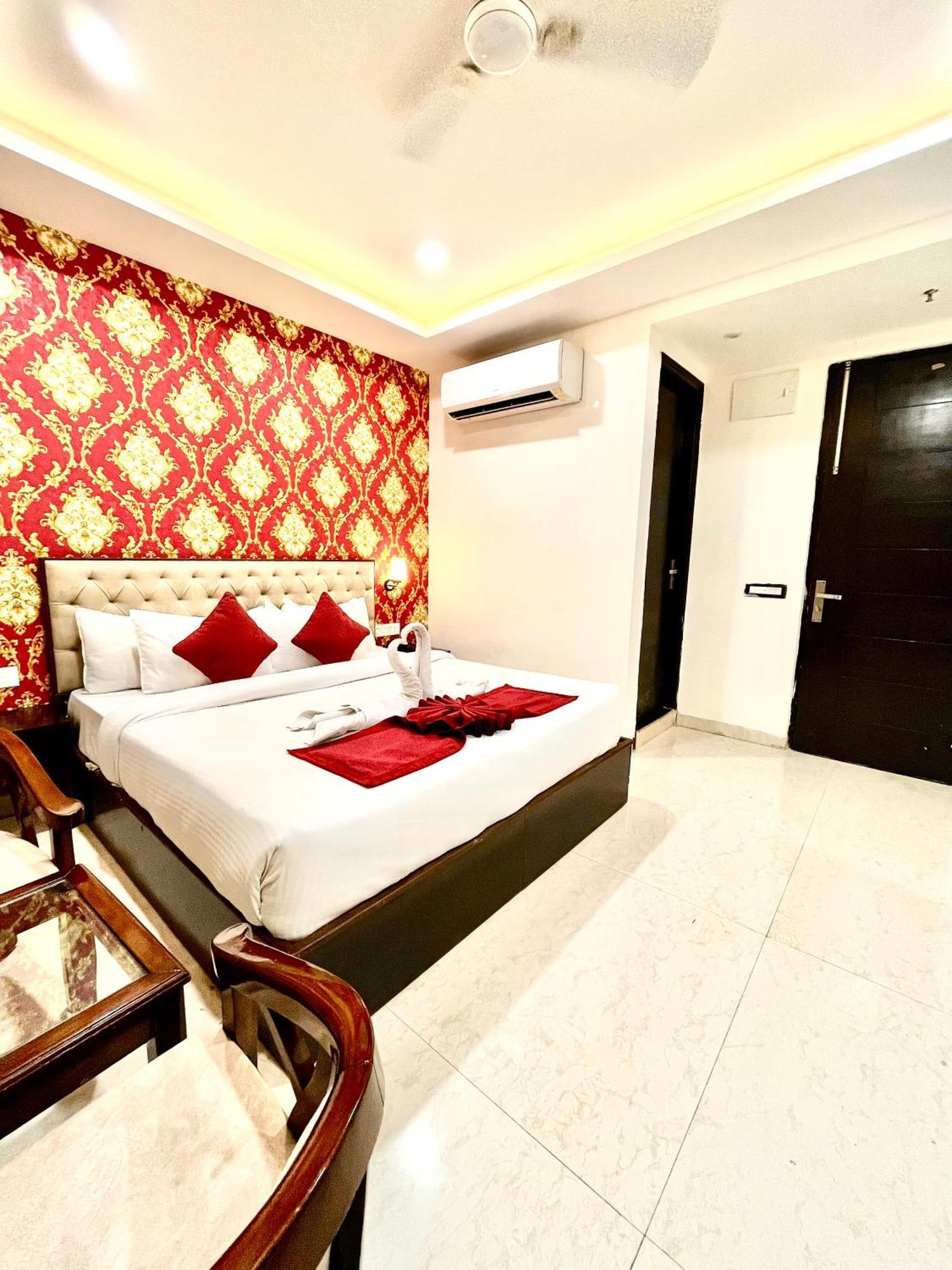 Hotel Northview Park By Lycoris !! Top Rated & Most Awarded Property In Tricity Zirakpur Kültér fotó