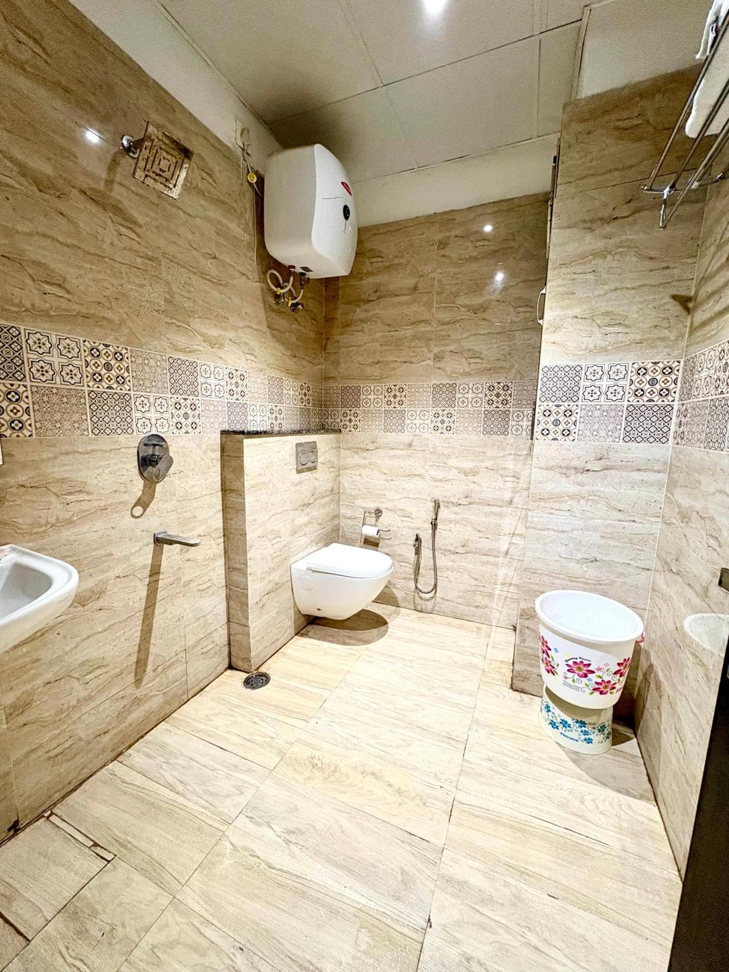 Hotel Northview Park By Lycoris !! Top Rated & Most Awarded Property In Tricity Zirakpur Kültér fotó