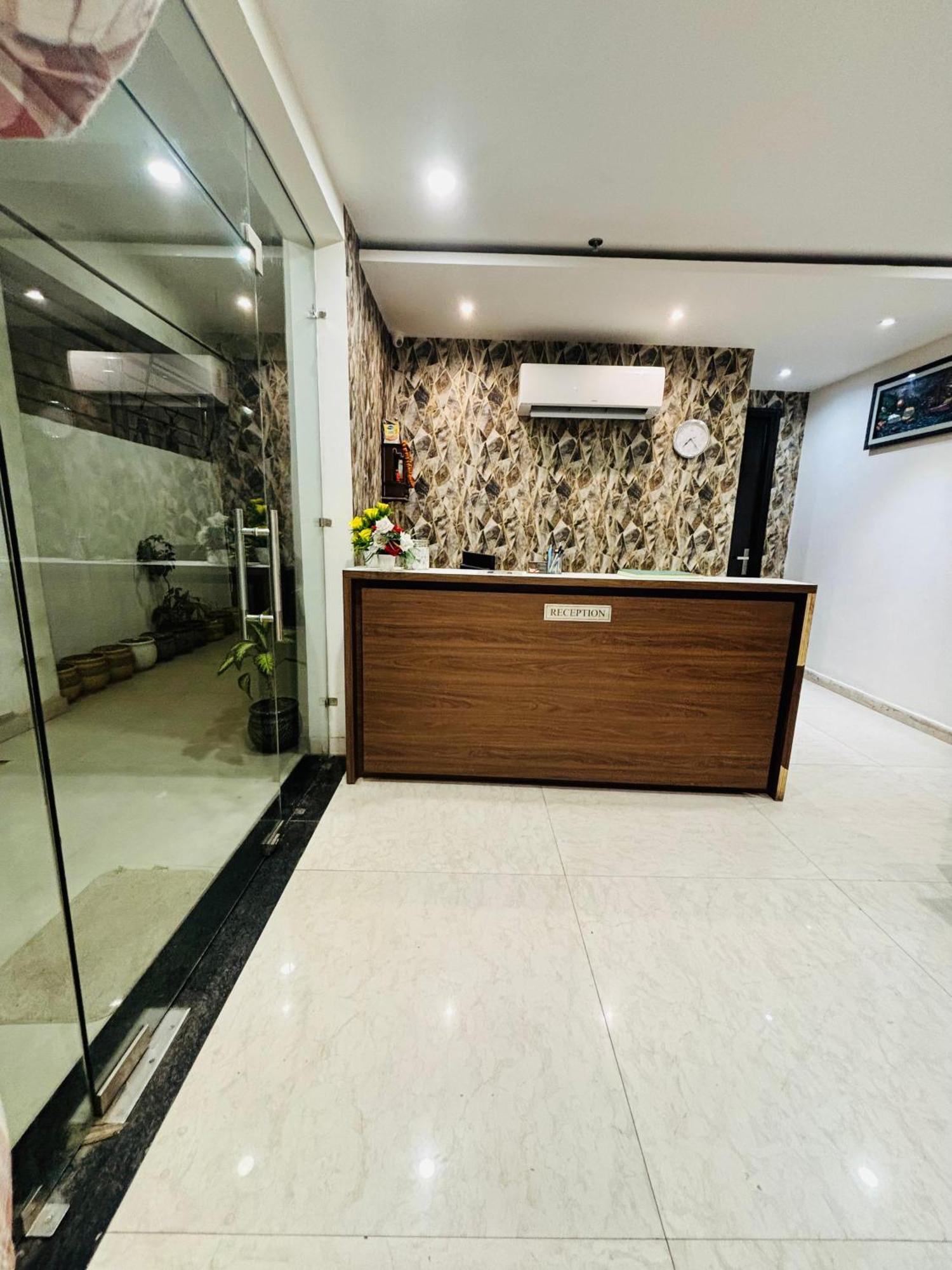Hotel Northview Park By Lycoris !! Top Rated & Most Awarded Property In Tricity Zirakpur Kültér fotó