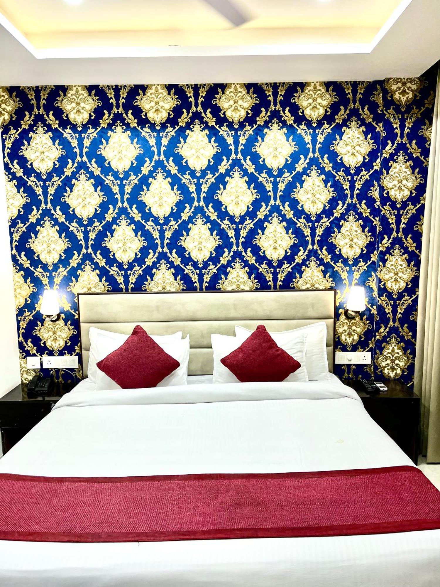 Hotel Northview Park By Lycoris !! Top Rated & Most Awarded Property In Tricity Zirakpur Kültér fotó